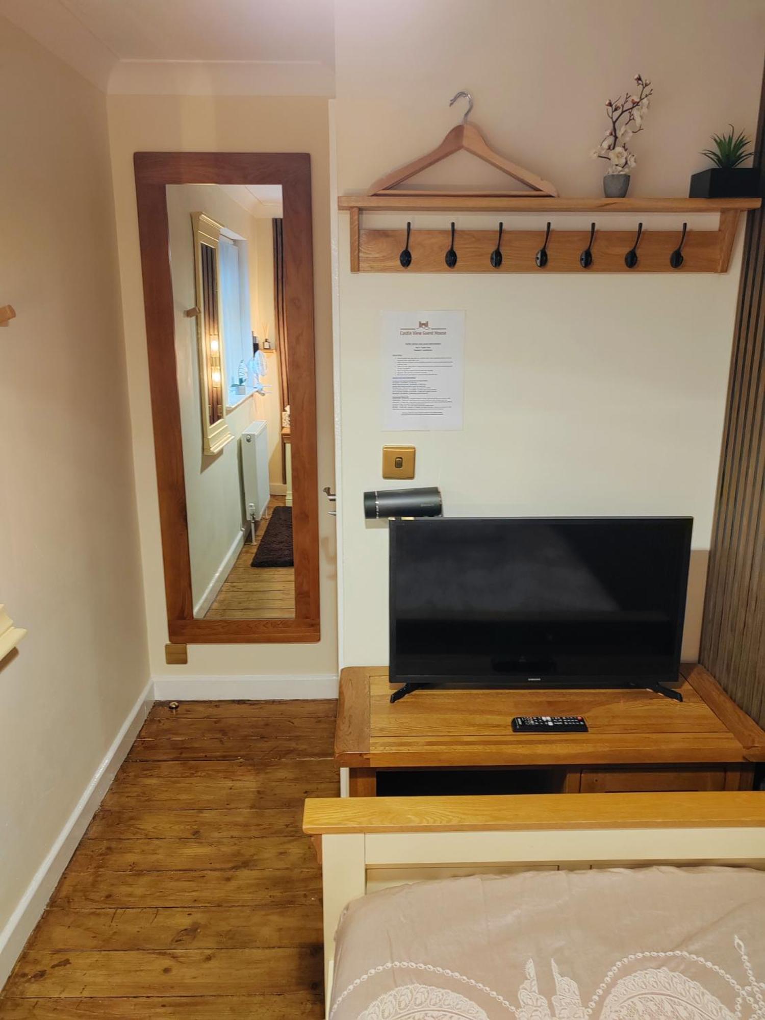 Castle View Guest House ฮาเลค ห้อง รูปภาพ